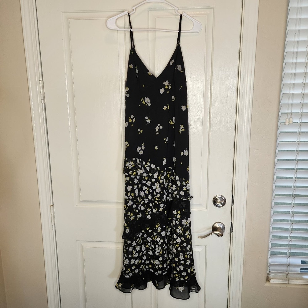 Bardot Ditzy Floral midi dress, black, size large/10, like new! - Picture 5 of 9